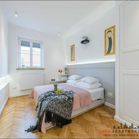 P&O Home Cinema Apartment Zakroczymska Varsovia Exterior foto